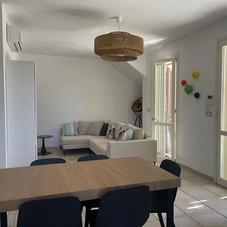 Pinetamare Azur - Panoramic Rooftop Porto Selvaggio 아파트 *