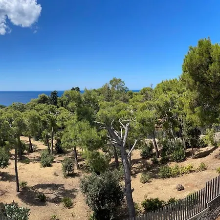 Pinetamare Azur - Panoramic Rooftop Porto Selvaggio 아파트