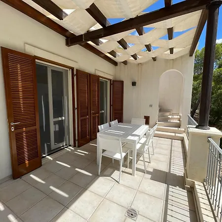 Pinetamare Azur - Panoramic Rooftop Porto Selvaggio 아파트 *