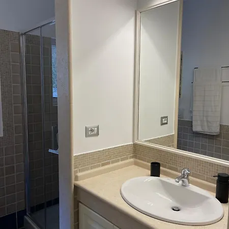 Pinetamare Azur - Panoramic Rooftop Porto Selvaggio 아파트 *