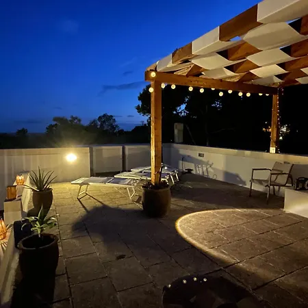 アパート Pinetamare Azur - Panoramic Rooftop Porto Selvaggio