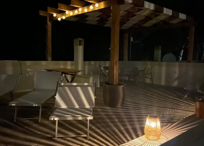 Pinetamare Azur - Panoramic Rooftop Porto Selvaggio アパート *